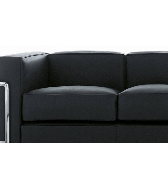 2 Fauteuil Grand Confort, Petit Modèle, Trois Places Cassina Divano