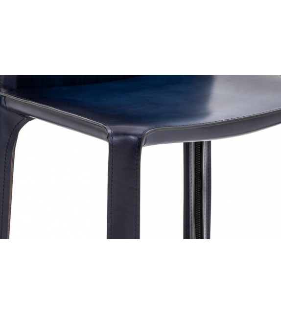 412 Cab Cassina Sedia