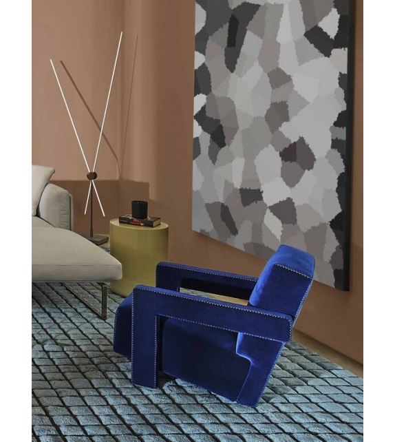 637 Utrecht Cassina Armchair