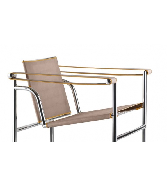 1 Fauteuil Dossier Basculant, UAM Cassina Sillón