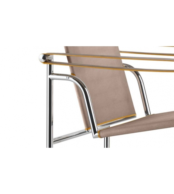 1 Fauteuil Dossier Basculant, UAM Cassina Small Armchair