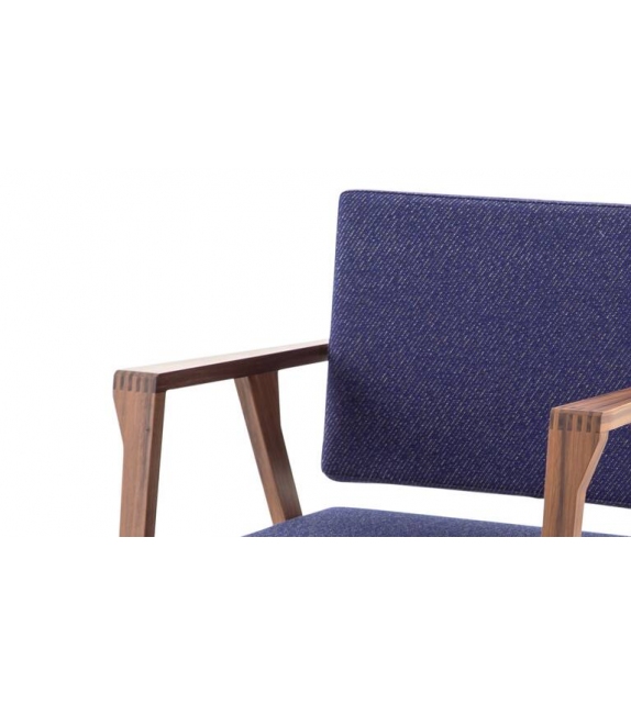 832 Luisa Armchair Cassina