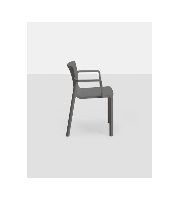 LP Riciclata Kristalia Chaise