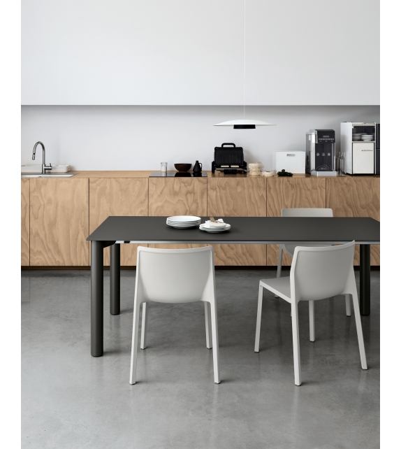 LP Riciclata Kristalia Chair