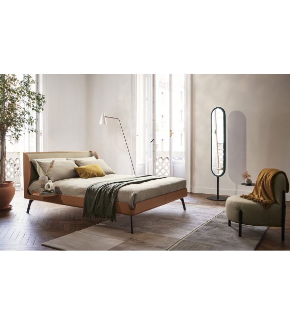 Bend-e wood Bolzan Bed