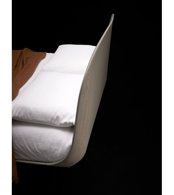 Nest Bolzan Bed