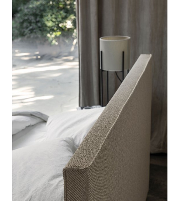 Jill Bolzan Cama con Contenedor