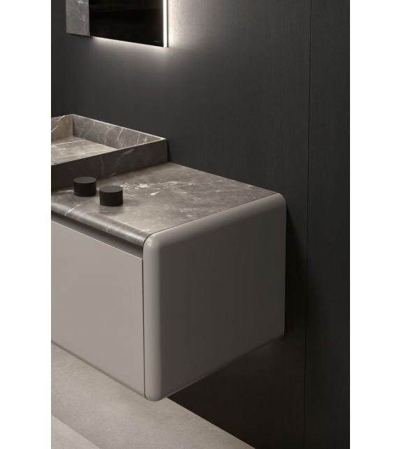 Okura Antonio Lupi Komposition