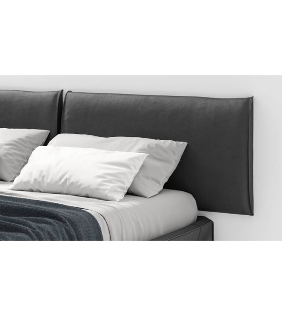 L50 Cab Night Bed Cassina