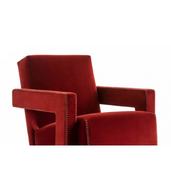 637 Utrecht Cassina Armchair XL