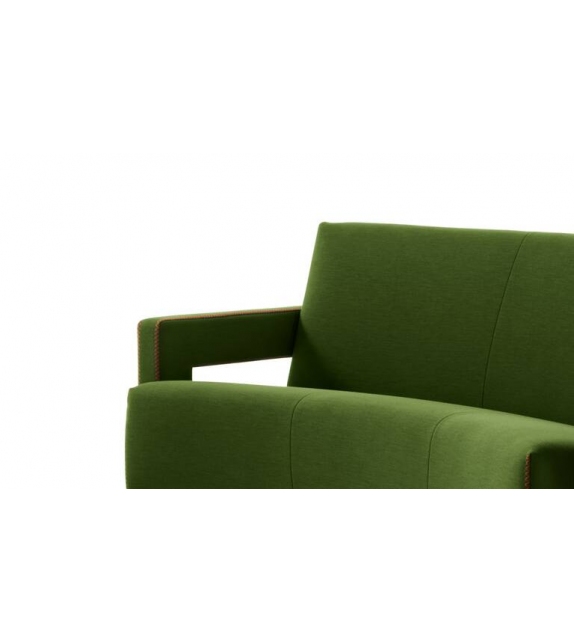 637 Utrecht Cassina Sofá