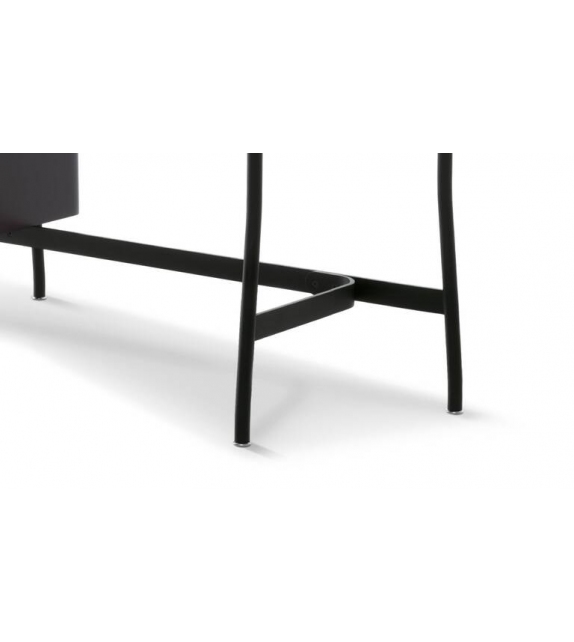 L40 Sled Cassina Escritorio