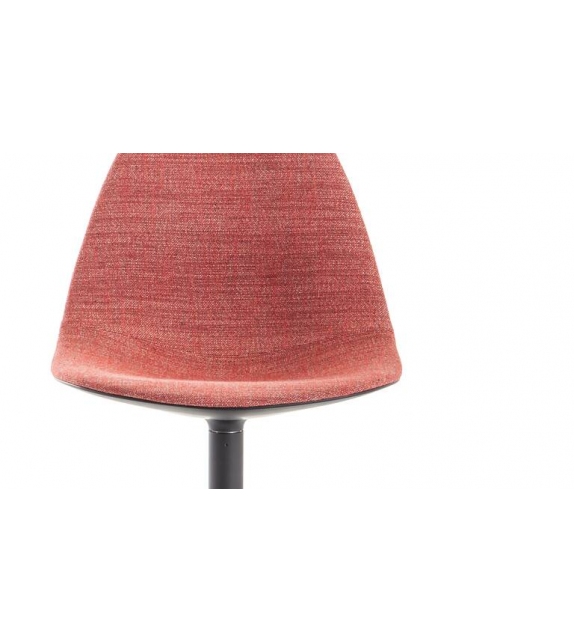 245 / 247 Caprice Cassina Tabouret