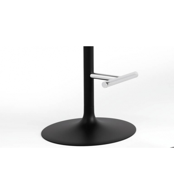 246/248 Passion Cassina Taburete