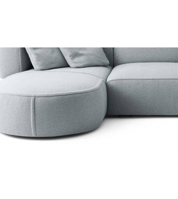 553 Bowy-Sofa Cassina