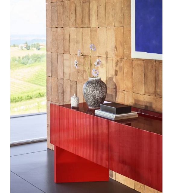 555 Hayama Cassina Buffet