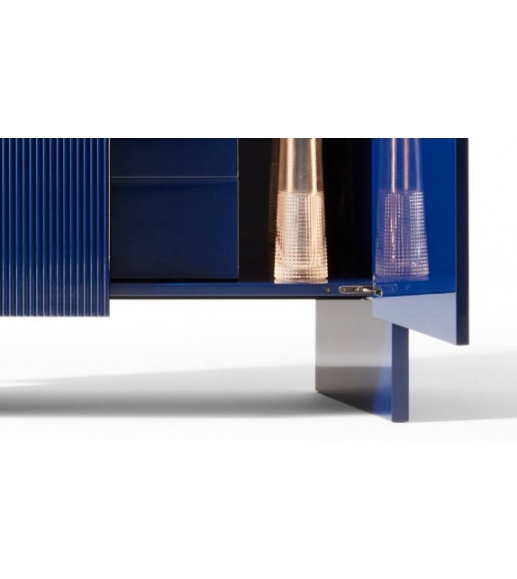 555 Hayama Cassina Madia