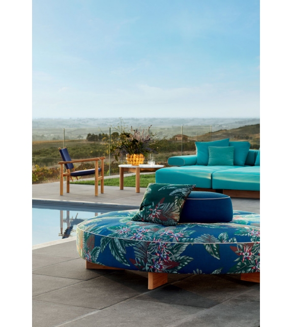 Sail Out Cassina Polsterhocker