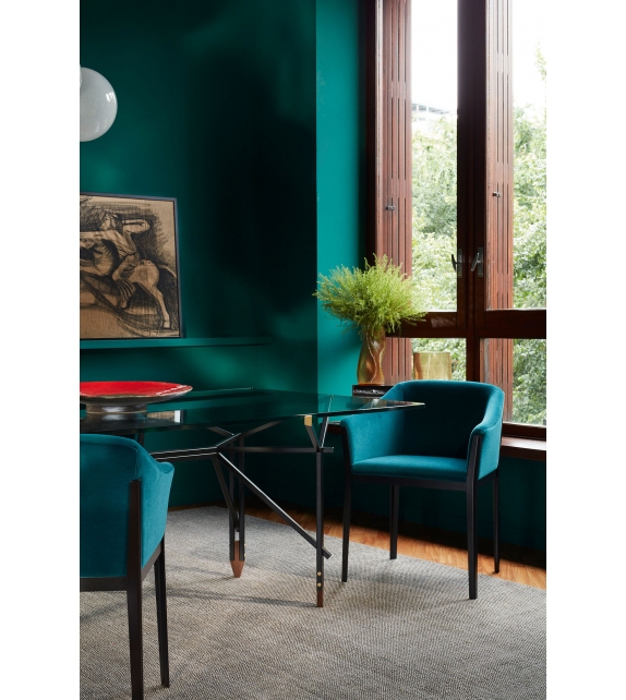 815 Olimpino Cassina Tisch