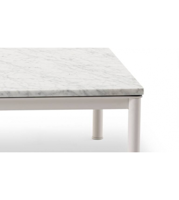 LC10-P Outdoor Cassina Couchtisch
