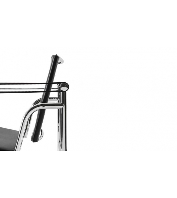 1 Fauteuil Dossier Basculant Cassina Poltroncina