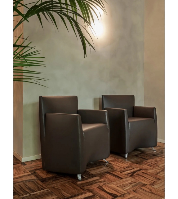 Caprilarge Baleri Italia Armchair