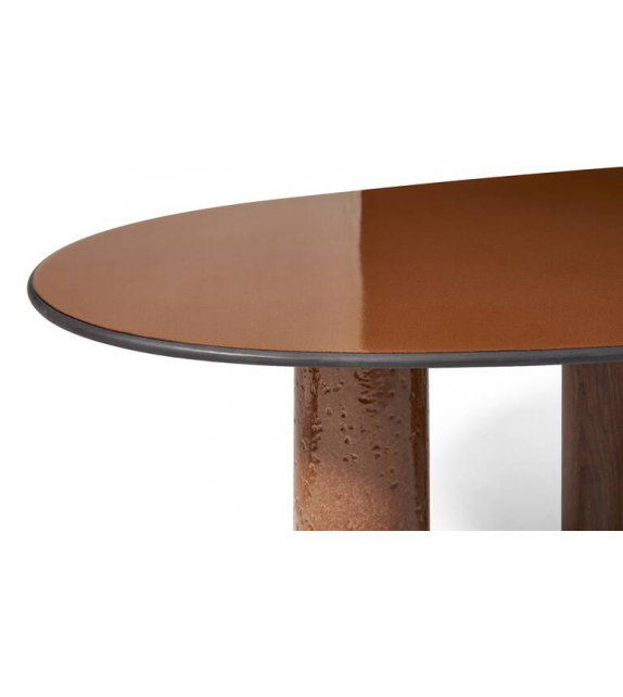 559 Sengu Cassina Ovaler Tisch