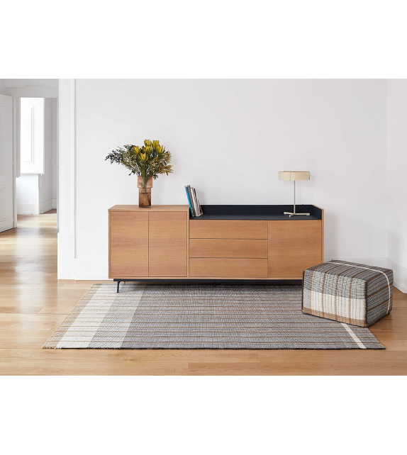 Reversible Black Gan Rug