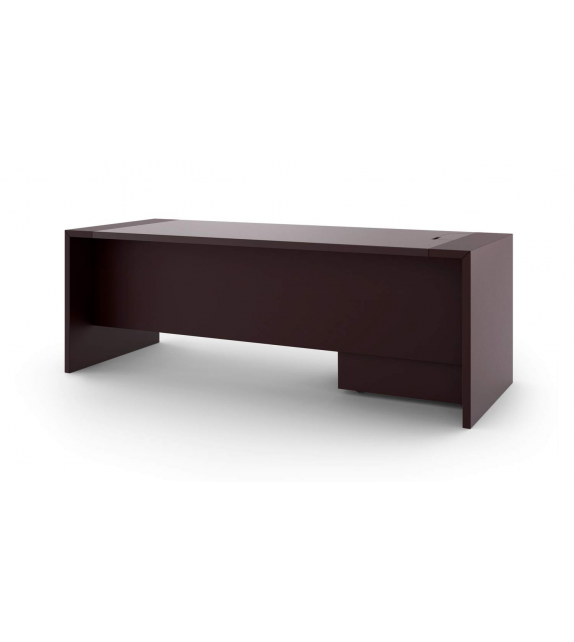 W52 Loop Pro Cassina Desk