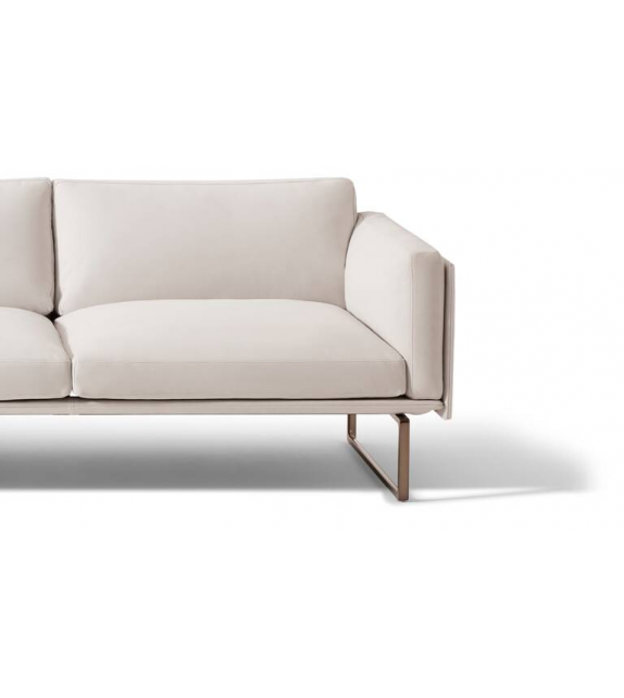 8 207 Cassina Canapé