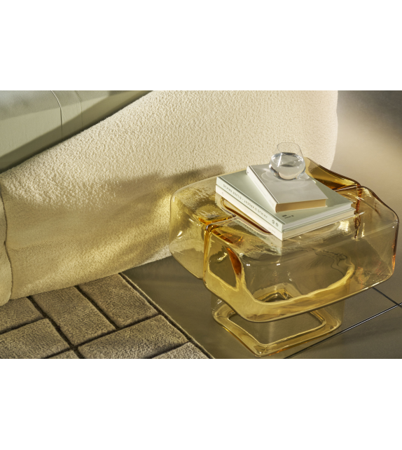 Fluid Joinery - Side Table I Cassina Couchtisch