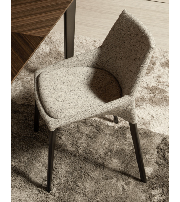 Outline Stuhl Molteni&C