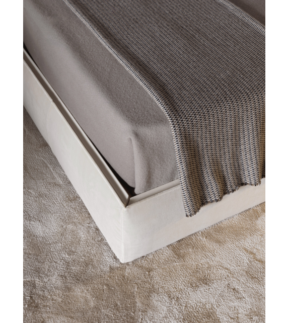 Ribbon Cama Molteni&C