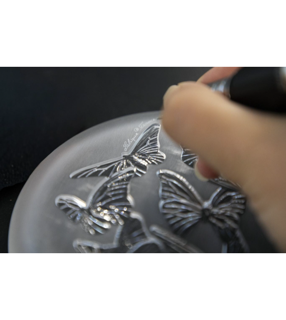 Papillons Vase Lalique