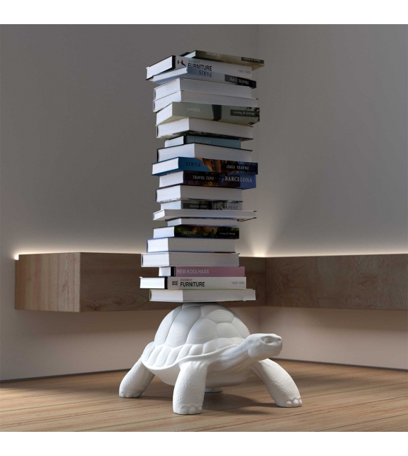 Primitive Librería Qeeboo