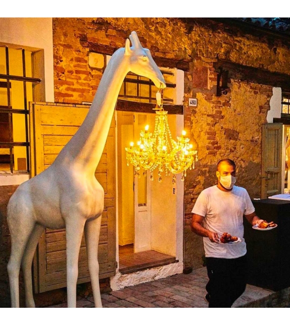 Giraffe in Love Qeeboo Làmpara de Pie