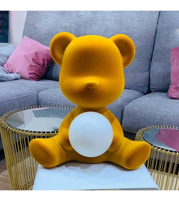 Teddy Girl Velvet Qeeboo Lámpara de Mesa