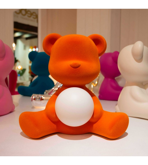 Teddy Girl Velvet Qeeboo Lámpara de Mesa