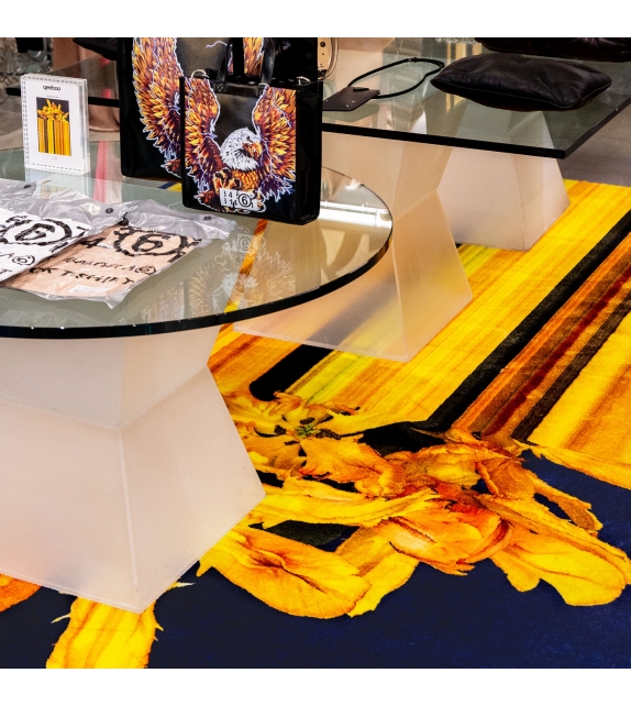 Glitch Yellow Rectangular Qeeboo Tappeto