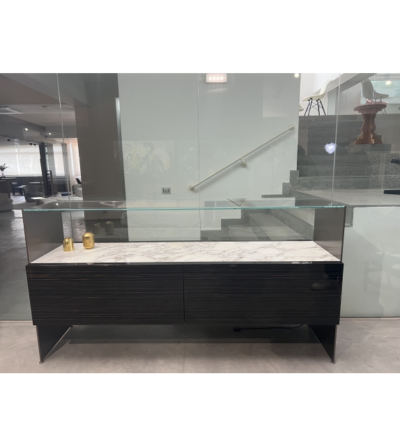 Prêt pour l'expédition - Carson Buffet Minotti