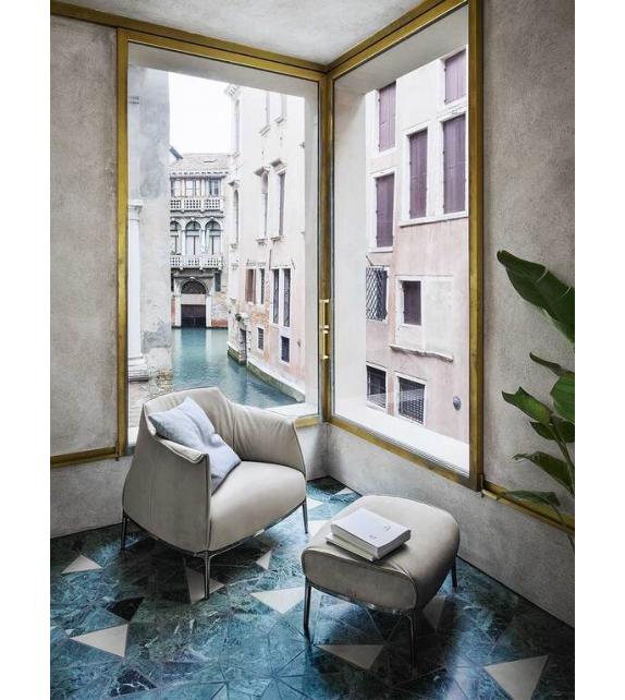 Archibald Pouf Poltrona Frau