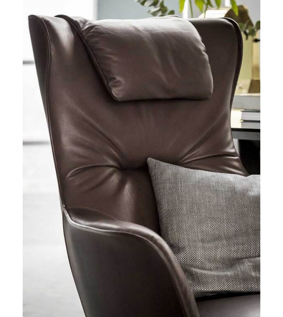 Mamy Blue Swivel Armchair Poltrona Frau