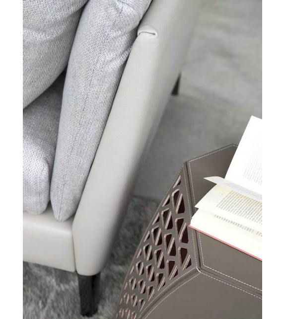 Poltrona Frau Bretagne Sofa