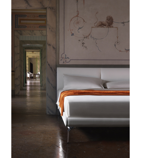 Eosonno Poltrona Frau Bed