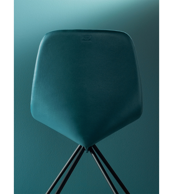 DU 30 Poltrona Frau Chair