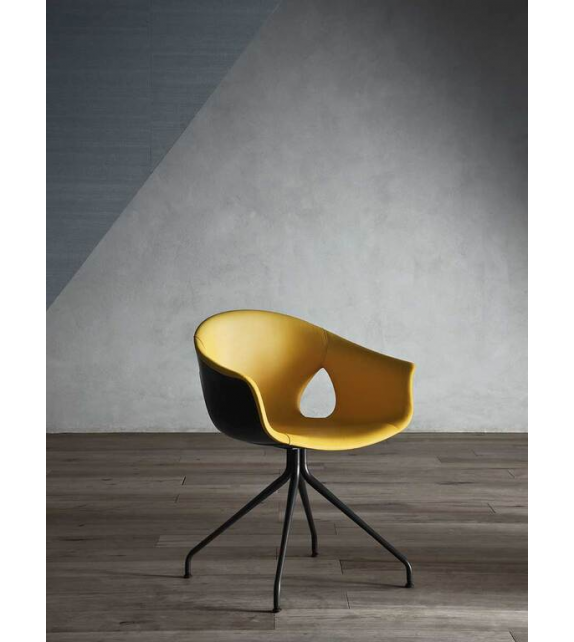 Ginger Ale Office Armchair 4-Spoke Poltrona Frau