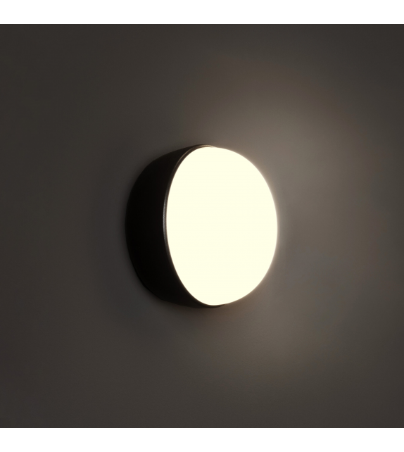 Kiki Outdoor Bud Contardi Wall Lamp