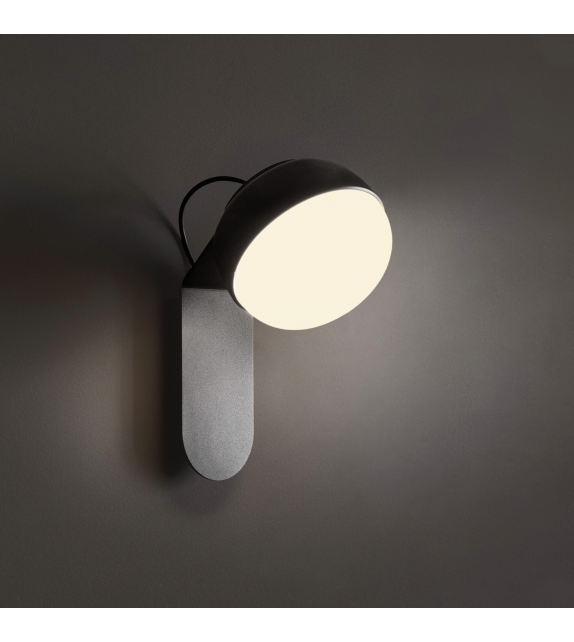 Kiki Outdoor Zest Contardi Wall Lamp