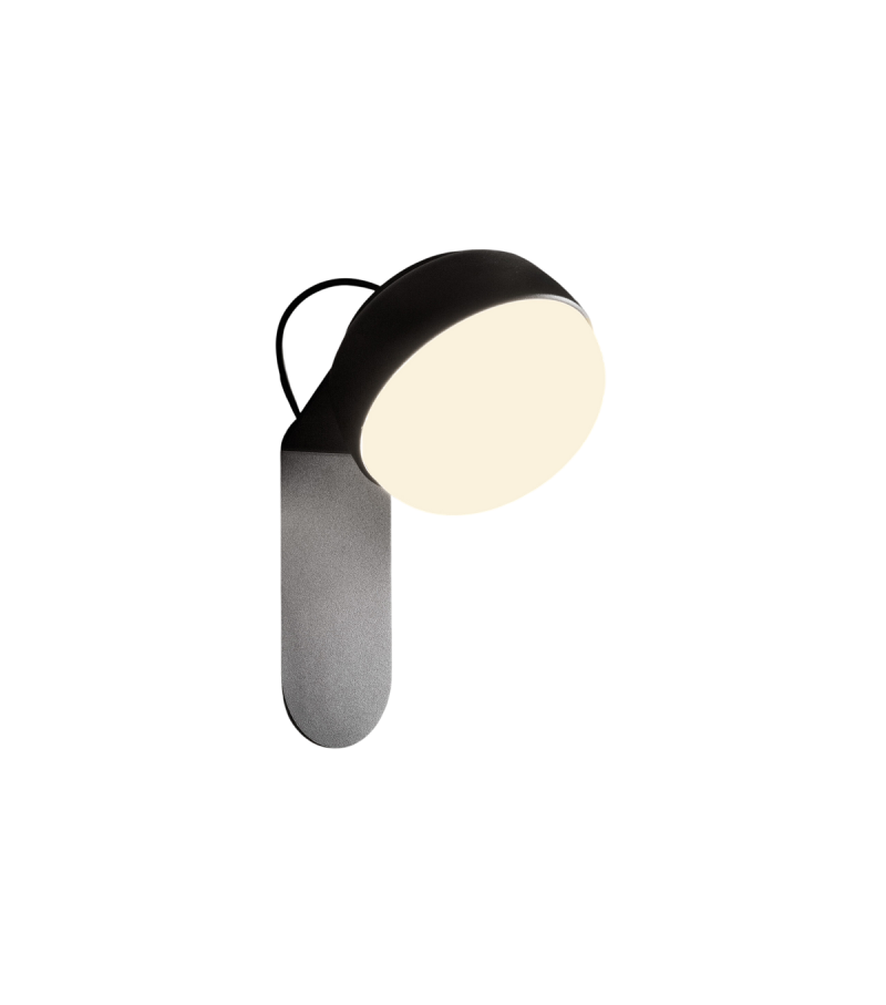 Kiki Outdoor Zest Contardi Wall Lamp