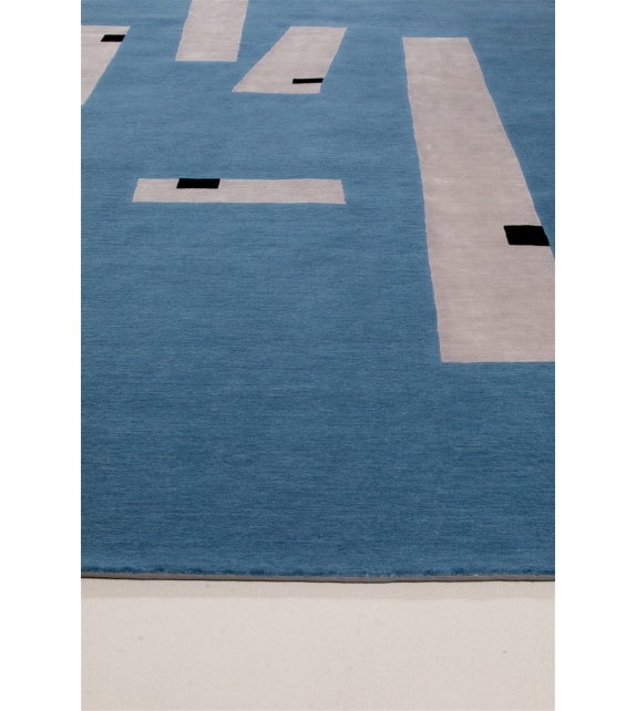 Macchine Inutili Azur Amini Rug